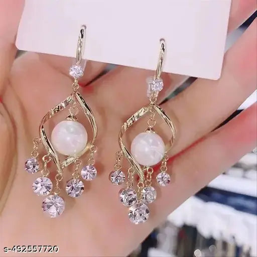 beautiful Korean trendy white pearl with stone