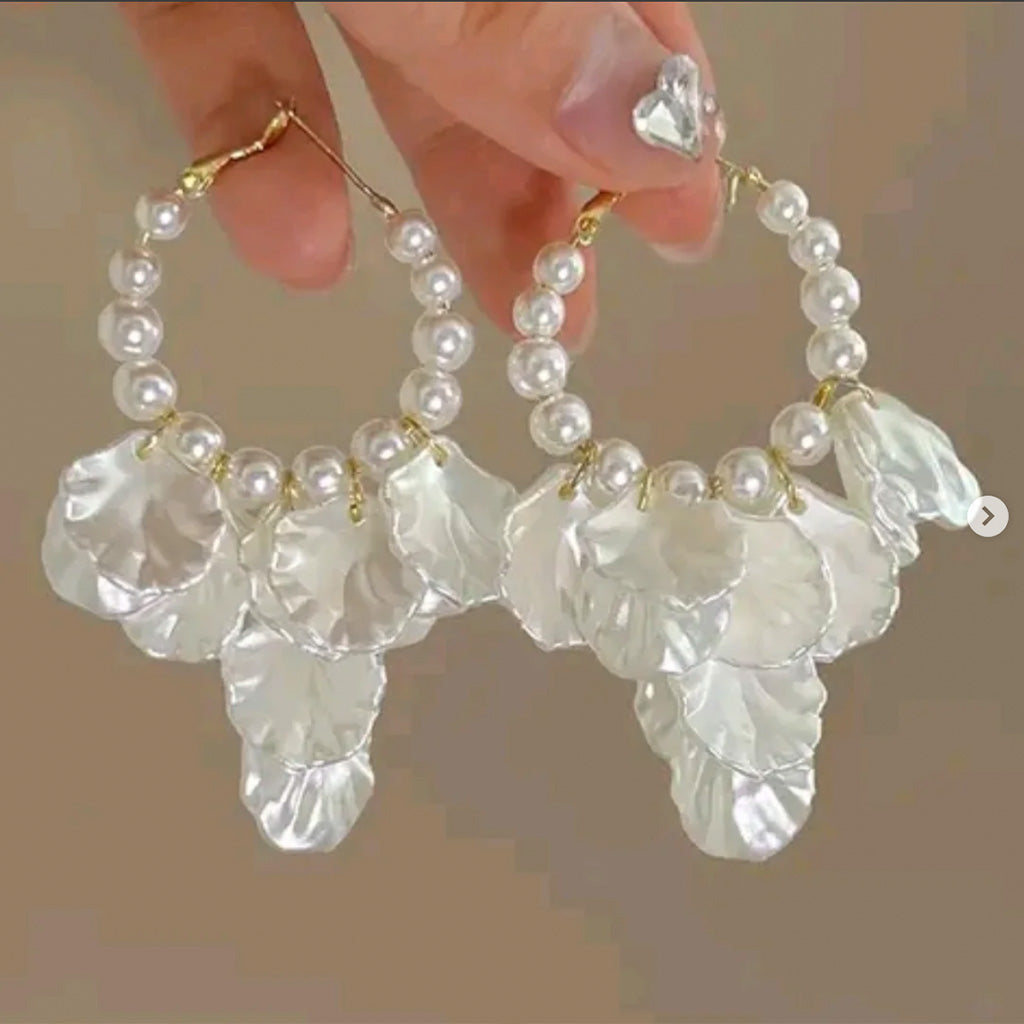 Lightweight Pearl Shell Flower Drop Hoop Earrings