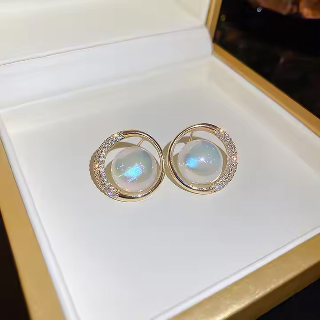 Exquisite Mermaid Pearl Round Stud Earrings
