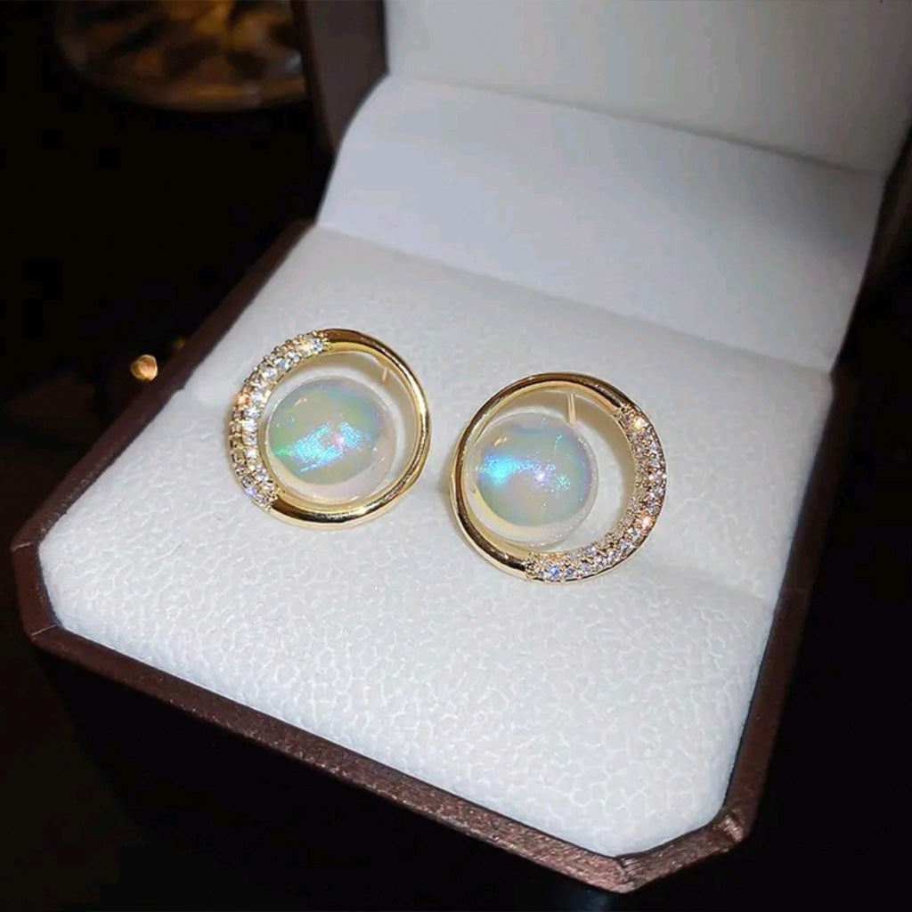 Exquisite Mermaid Pearl Round Stud Earrings
