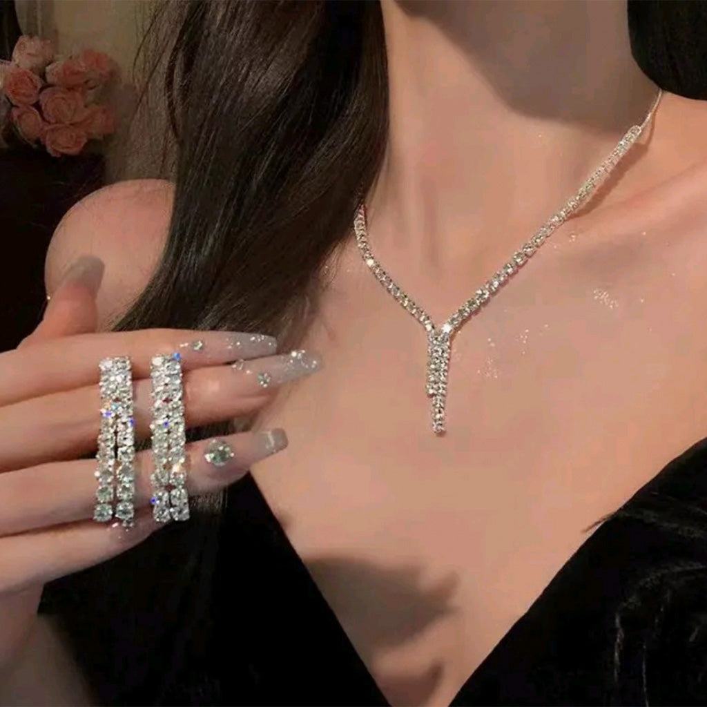 Diamond Temperament Necklace Earrings Set