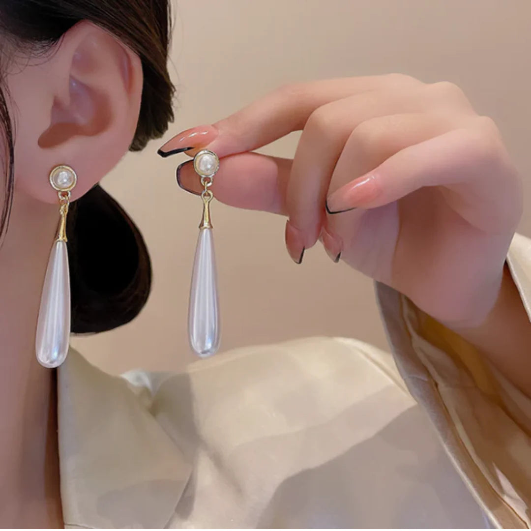 Retro Long Pearl Drop Earrings