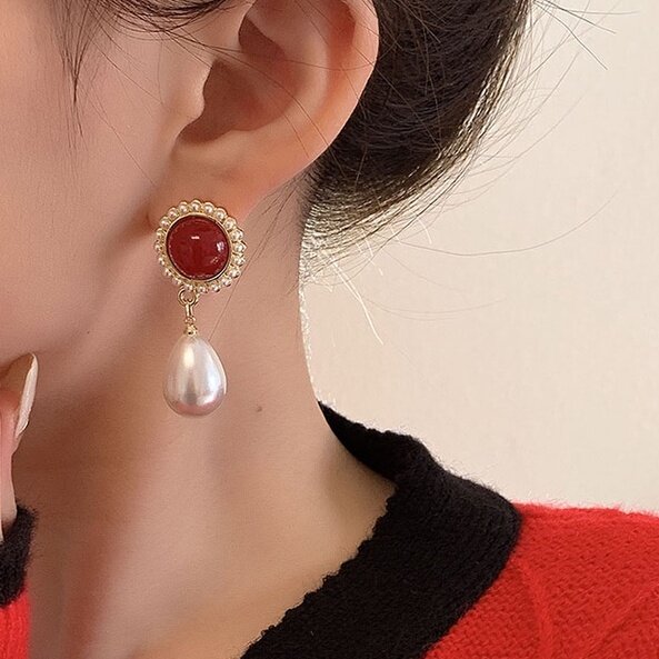 Red Pearl Teardrop Clip-on Earrings for