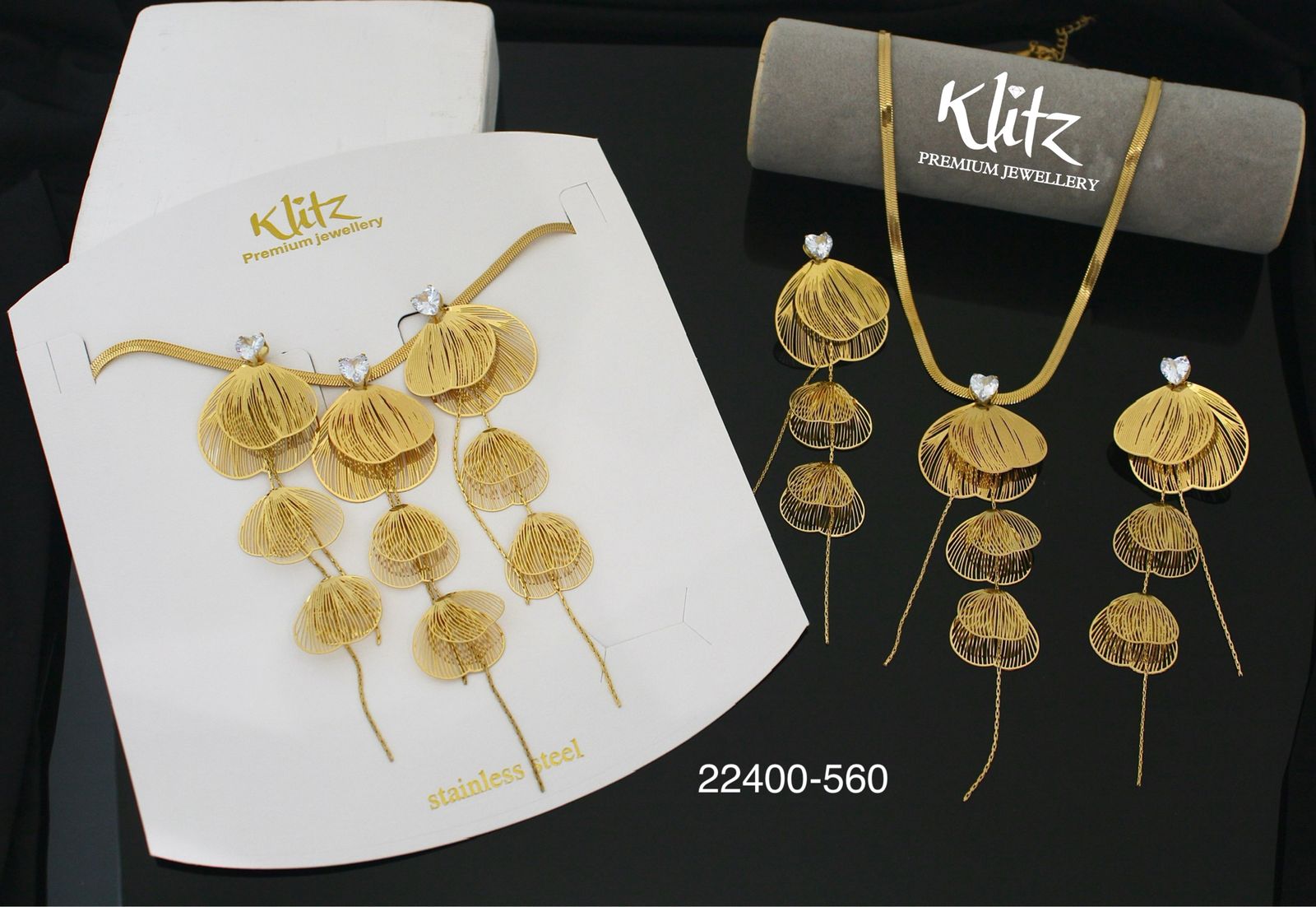 Filigree Gold Flower and Petal Drop