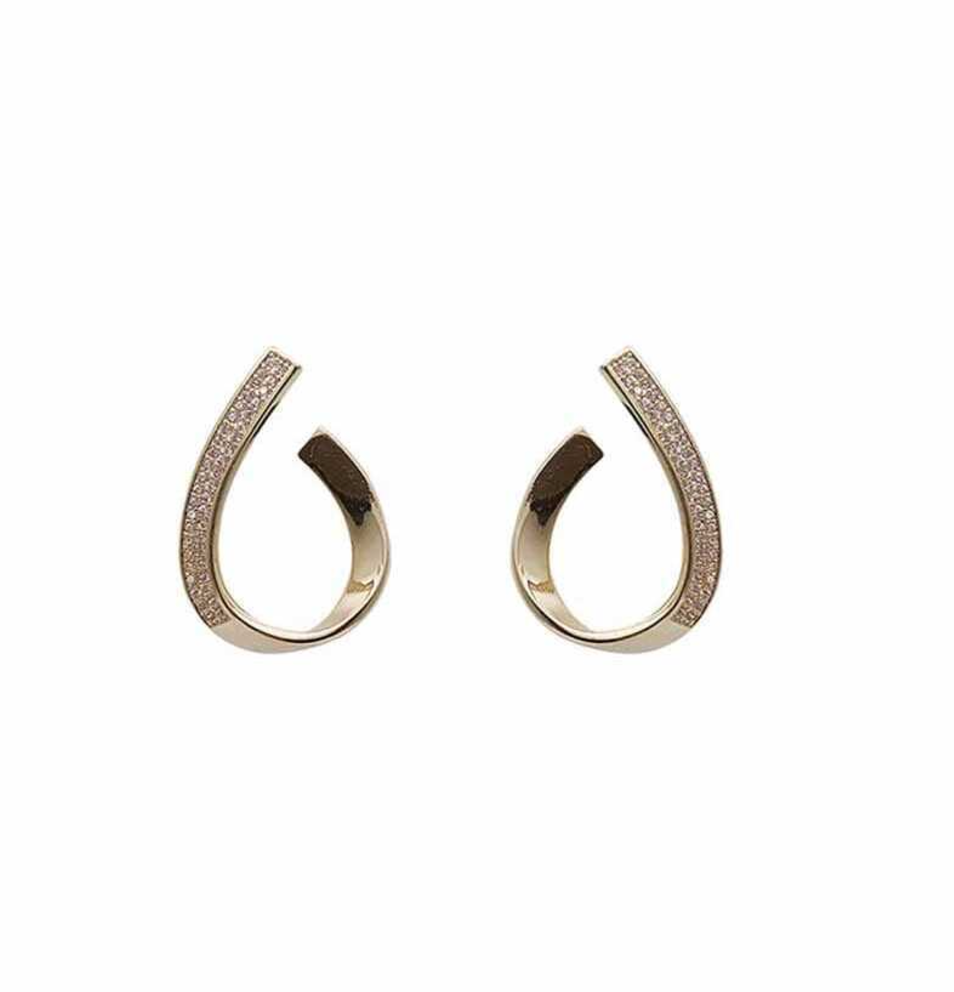 Dainty Classic Round Drop Earring