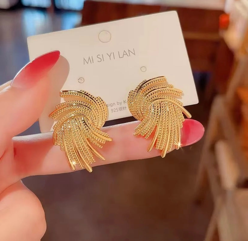 Metal Textured Irregular Shape Earrings