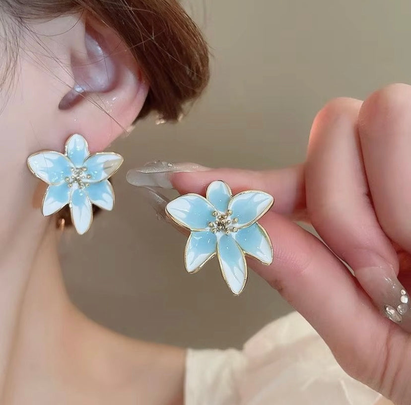 Enamel Drip Glazed Blue Flower Stud Earrings