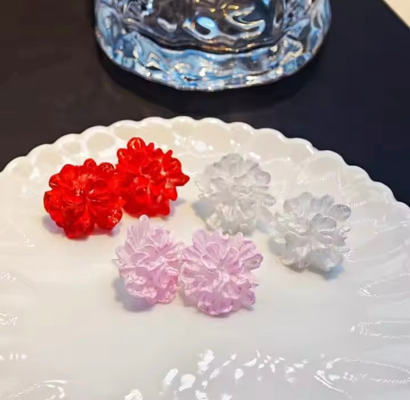Textured Floral Stud Earrings