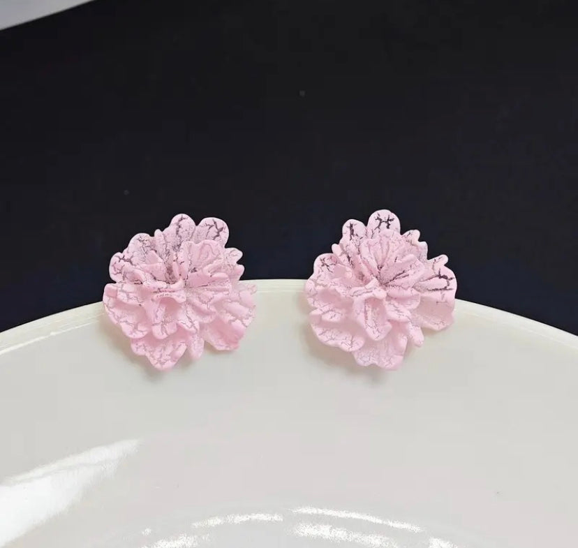 Textured Floral Stud Earrings