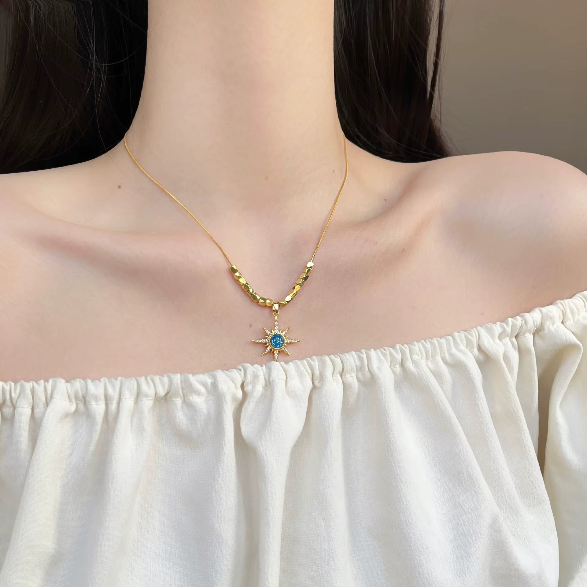 Magic Star Pendant Necklace for Wome