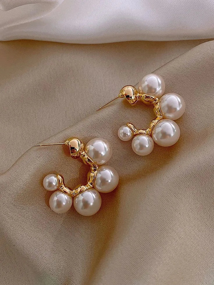 C - Shape Pearl Hoop Earrings