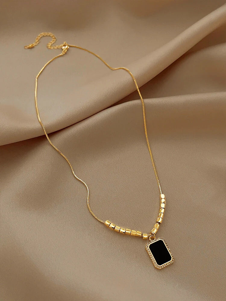 Square Beads Black Pendant Chain Necklace