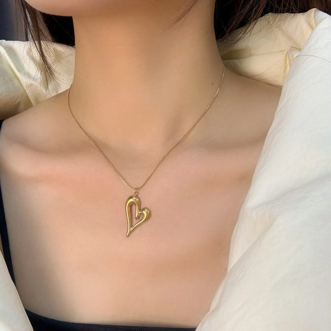 Heart Shaped Pendant Necklace