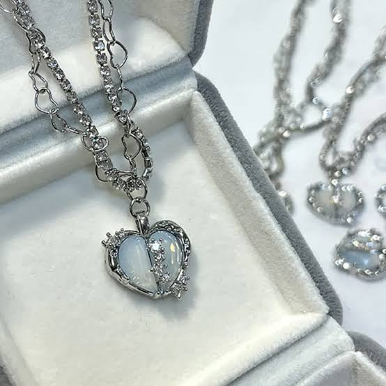 Gothic Vintage Split Heart Pendant Necklace
