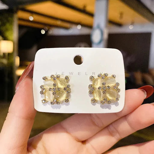 Radiant Pearl Cluster Snowflakes Stud Earrings