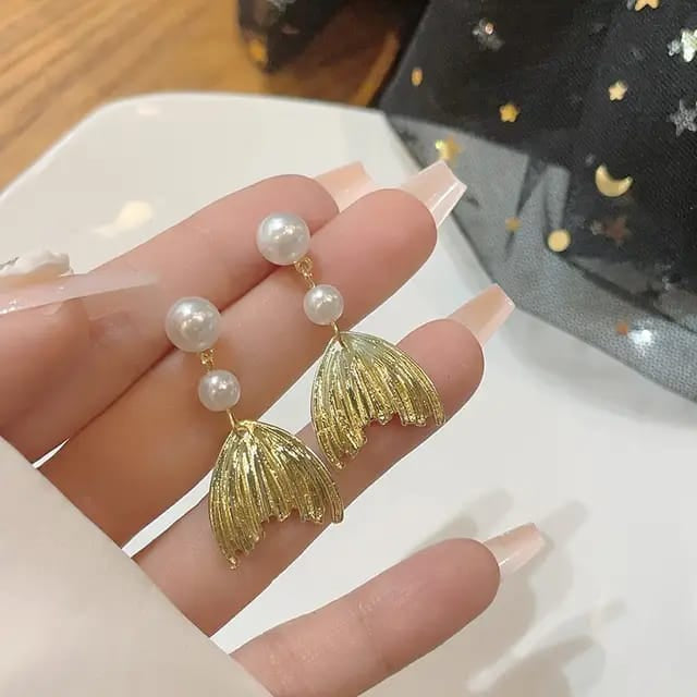 Elegant Fishtail Pearl Drop Earrings