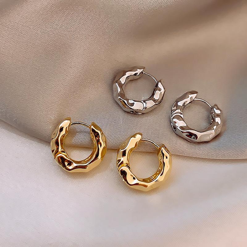 Irregular Small Hoop Earrings Random Golden / Silver