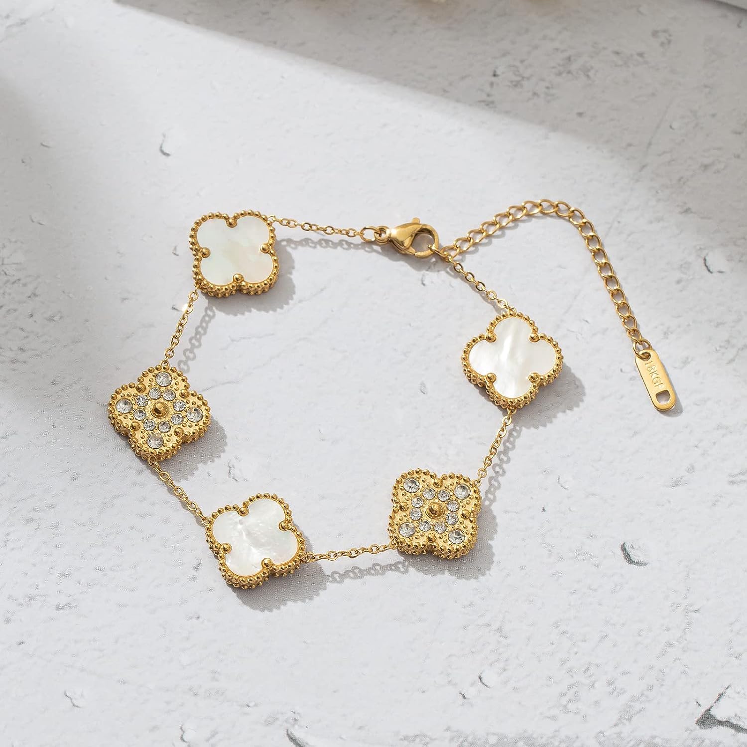 White Four Leaf Clover Flower Stone Bracelet