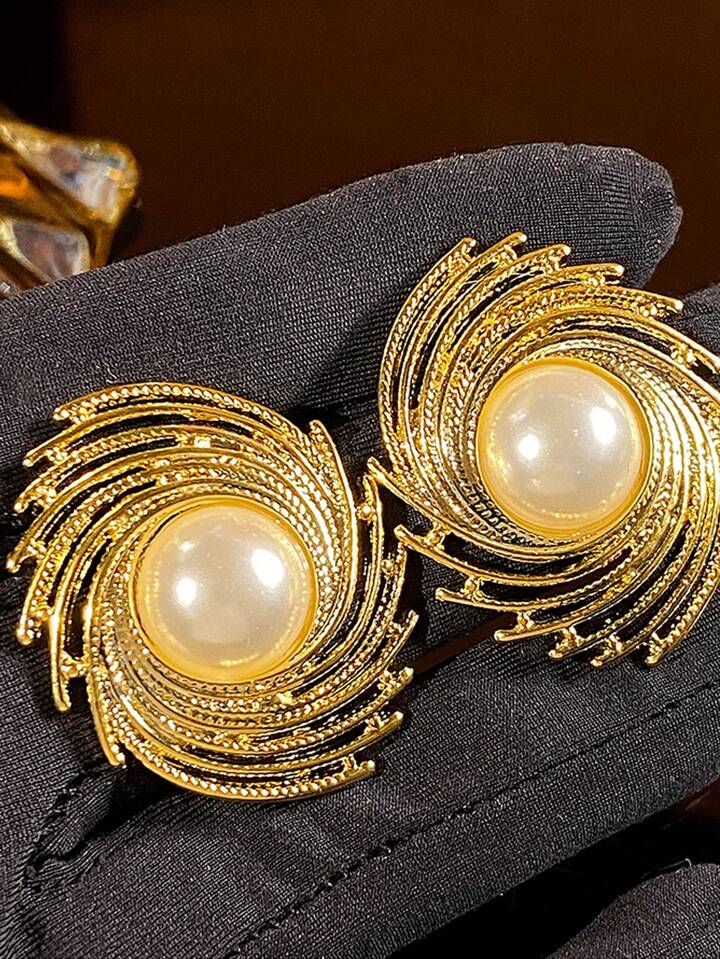 Metal Textured Pearl Stud Earrings
