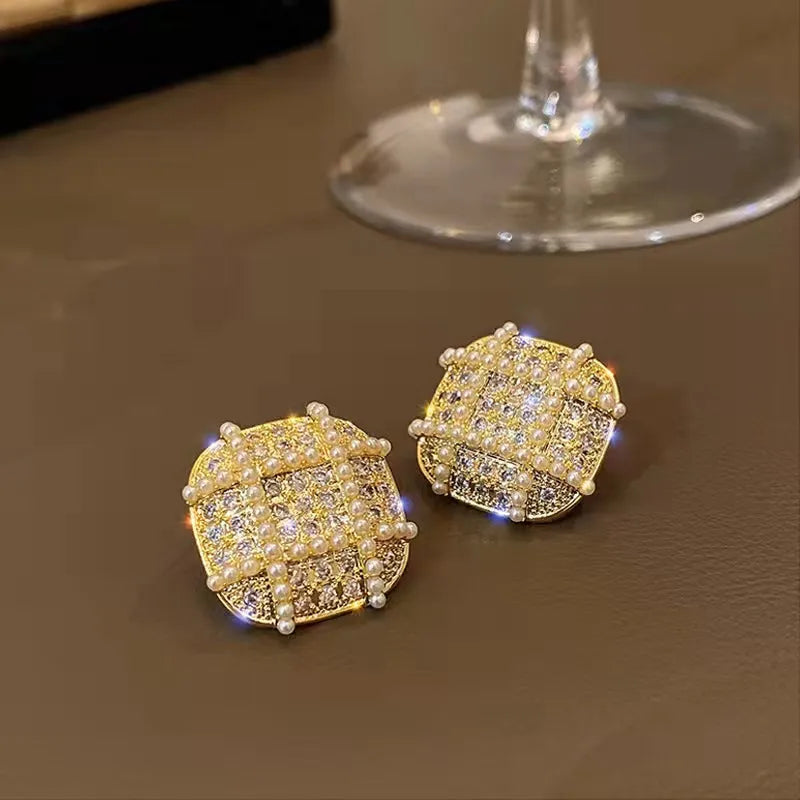 Geometric Full Diamond Pearl Beads Earrings