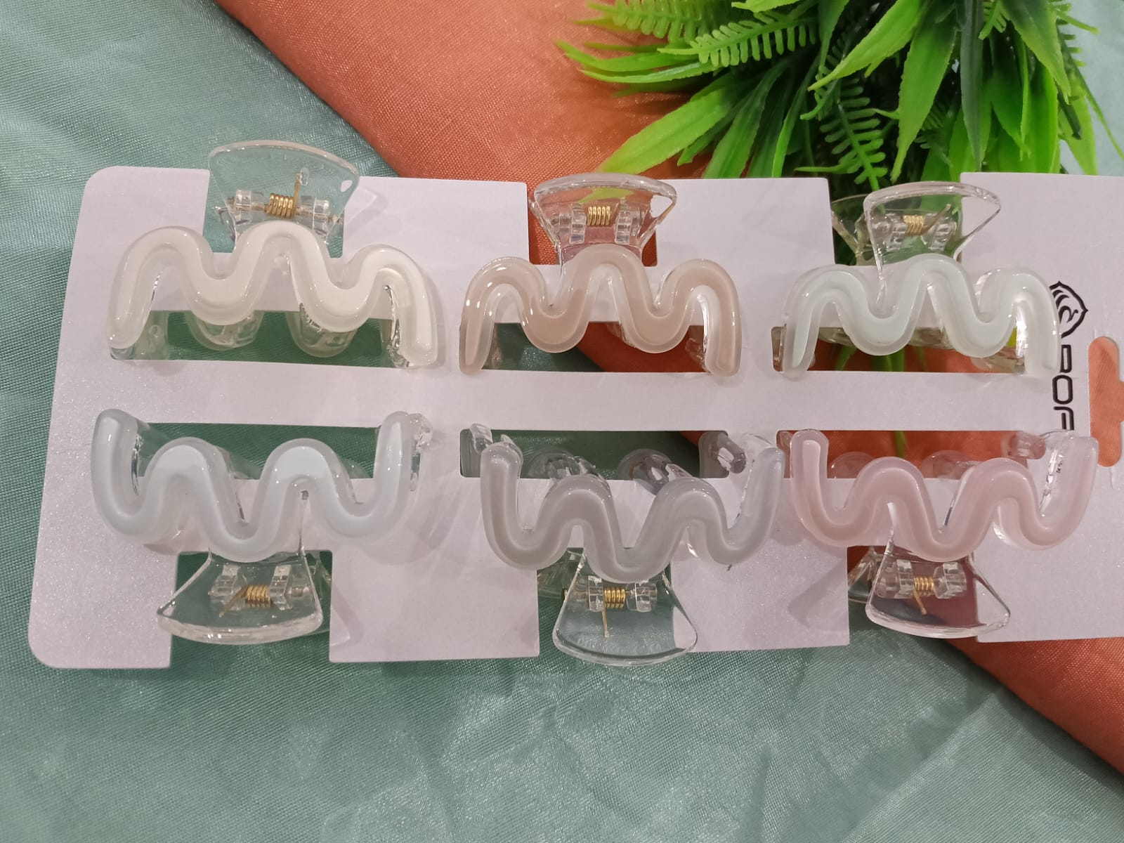 Zig Zag Holographic Claw Clip Hair Accessory