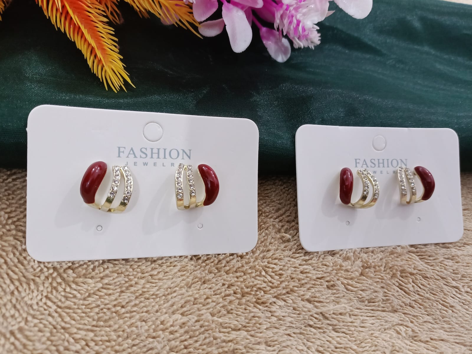 Marron Three Layer Claw Style Stone Stud Earrings