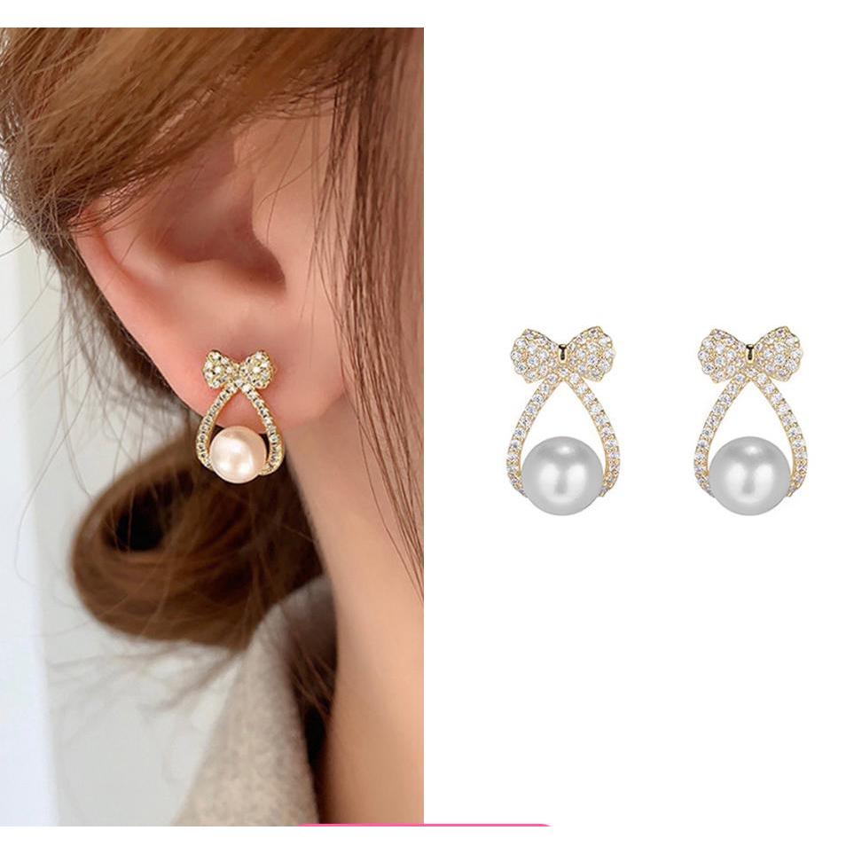 Bowknot White Pearl Stud Earring