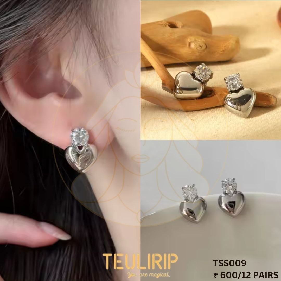 Little Hearts - Rhinestone Stud